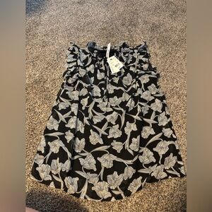 NY Collection Black and White Floral Top